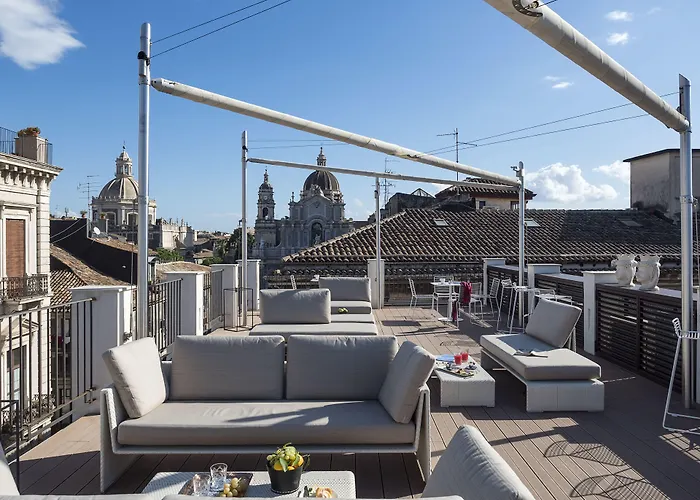 Duomo & Hotel Catania