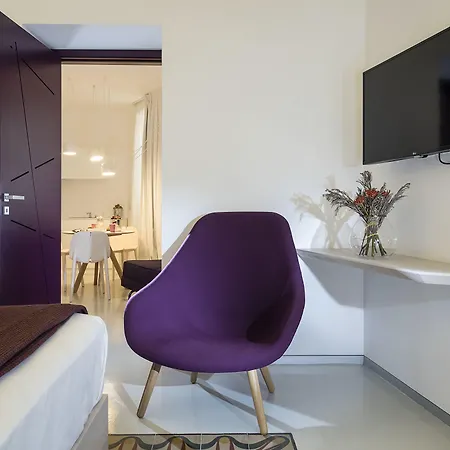 Duomo & Otel Katanya