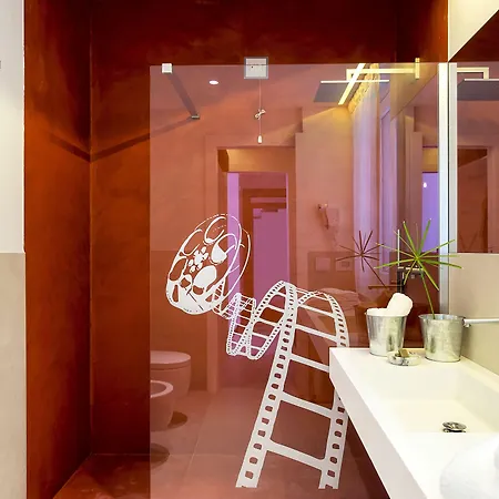 Duomo & Otel Katanya