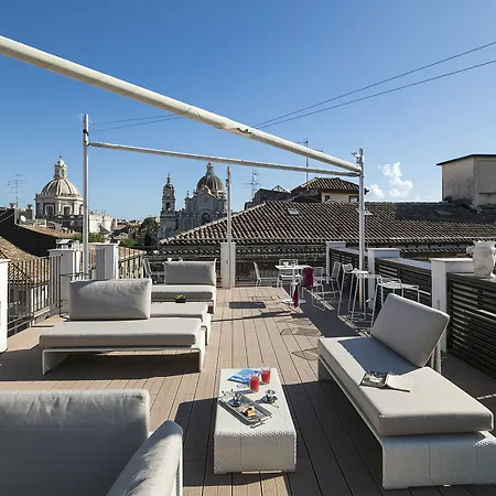 Duomo & Hotel 4*